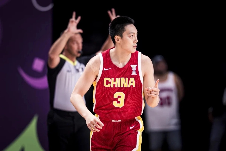 焦泊乔等人, 分球投篮